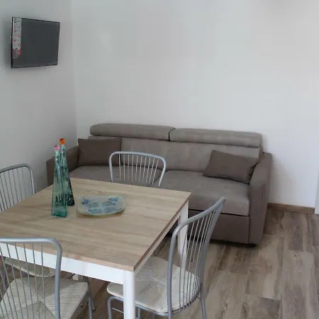 Apartamenti Summer Apartman *